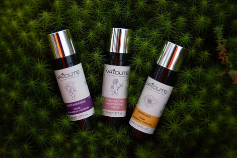 3 x Vaicute (30 ml): Apila intiimivoide, Kehäkukka kuivalle iholle ja Mustaherukka sekaiholle